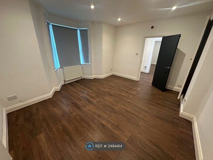 1 Bedroom Flat To Rent In Rectory Grove, Croydon, CR0