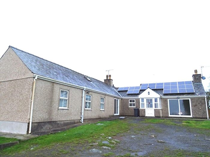 3 Bedroom Bungalow To Rent In Caer Deon, Llanddeusant, Caergybi, Ynys Mon, LL65