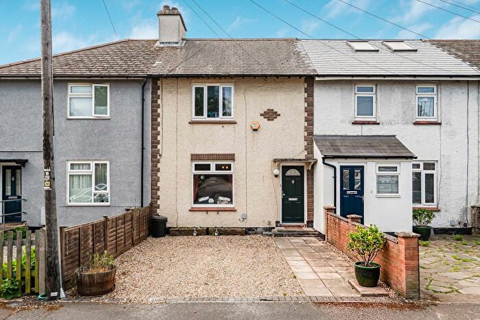 3 Bedroom Terraced House For Sale In Cavendish Road, Sunbury-On-Thames, Surrey, TW16