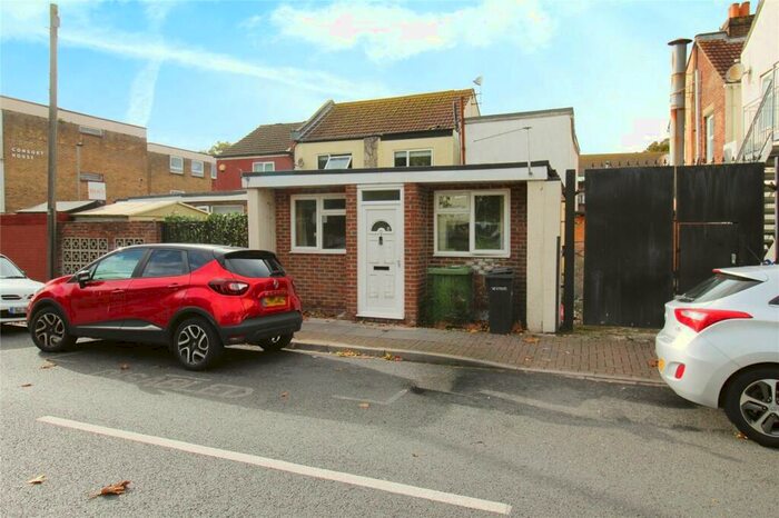 1 Bedroom Flat To Rent In Nelson Road, Portsmouth, Hampshire, PO1