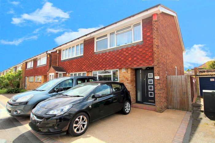 3 Bedroom Semi-Detached House To Rent In Birchington Close, Bexleyheath, Kent, DA7