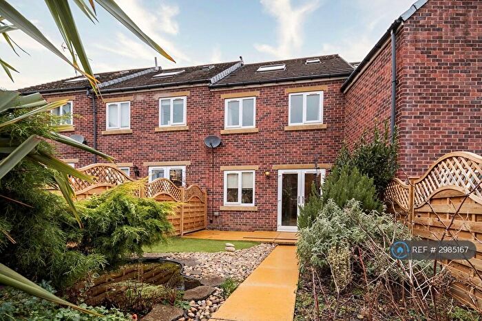 3 Bedroom Terraced House To Rent In Capel St, Sheffield, S6
