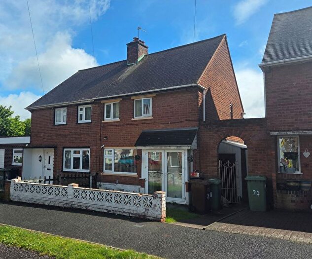 2 Bedroom Semi-Detached House For Sale In Lancaster Place, Walsall, West Midlands, WS3