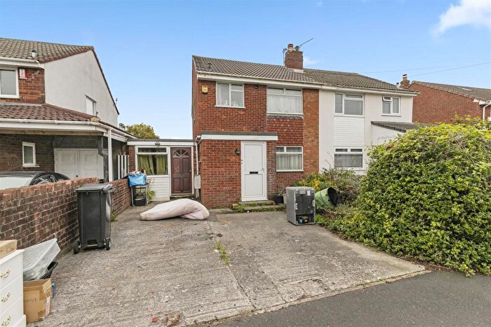 3 Bedroom Semi-Detached House For Sale In Harrington Road, Bristol, BS14