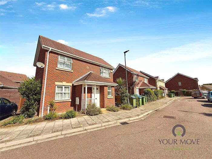 3 Bedroom Link Detached House To Rent In Newacres Road, London, SE28