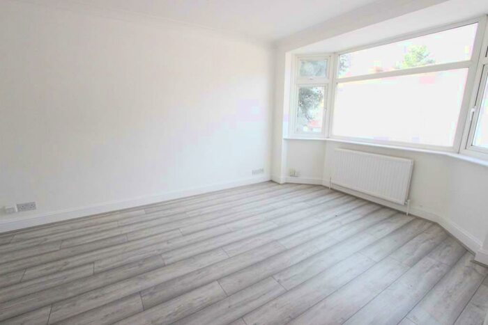 Studio To Rent In Beaumont Avenue, Wembley, HA0