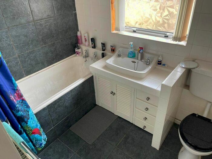 1 Bedroom Flat For Sale In Glendale Crescent, Ayr, KA7