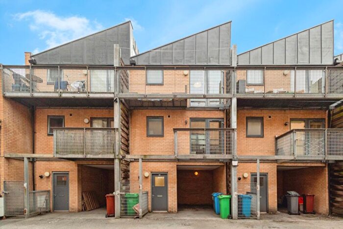 3 Bedroom Town House For Sale In Peregrine Street, Manchester, Greater Manchester, M15