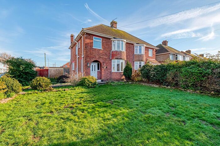 3 Bedroom Semi Detached House For Sale In Beatty Road, Great Yarmouth, NR30