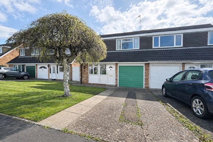3 Bedroom Semi-Detached House For Sale In Draycott Close, Abington Vale, Northampton, NN3