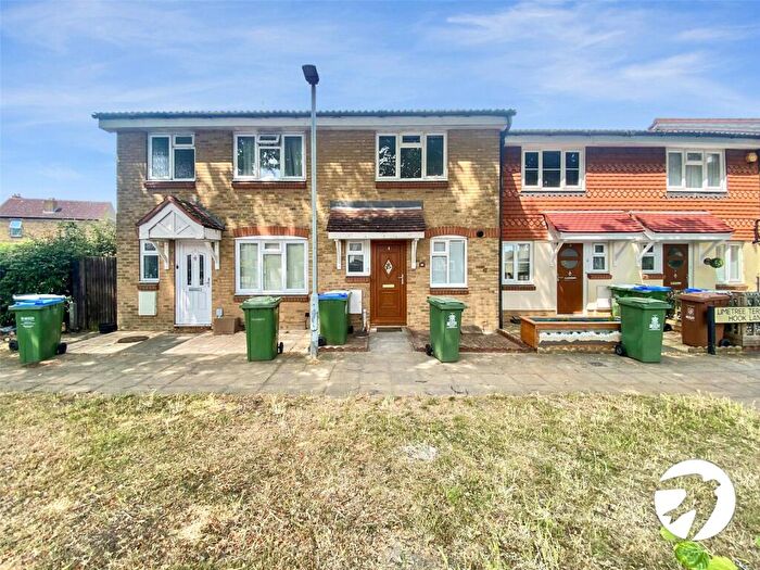 2 Bedroom House To Rent In Hook Lane, Welling, DA16