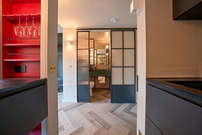 1 Bedroom Studio To Rent In Dandi Brondesbury, Dandi Brondesbury, London, NW2