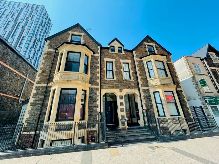 2 Bedroom Flat To Rent In Churchill Way, Cardiff City Centre, Cardiff, CF10