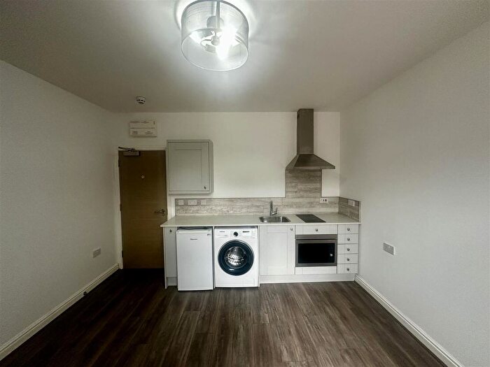 1 Bedroom Flat To Rent In Westminster Road, Coventry, CV1