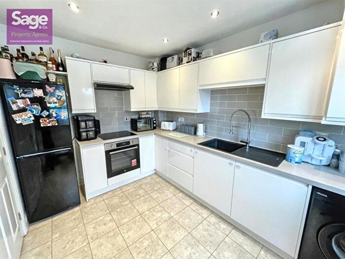 3 Bedroom End Of Terrace House For Sale In High Trees, Risca, NP11