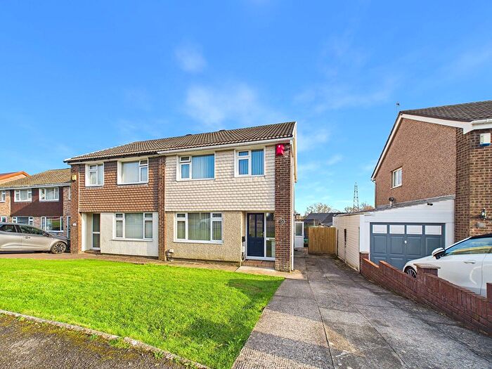 3 Bedroom Semi Detached House For Sale In Lon Penfro, Cwmrhydyceirw, SA6