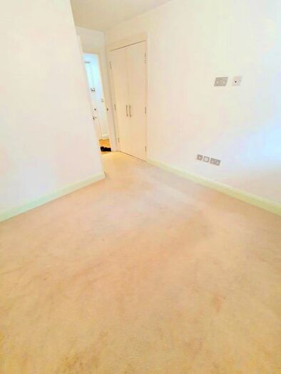 1 Bedroom Flat To Rent In Windmill Lane, London, E15