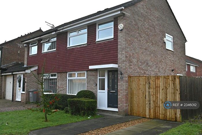 3 Bedroom Semi-Detached House To Rent In Riley Close, Sale, M33
