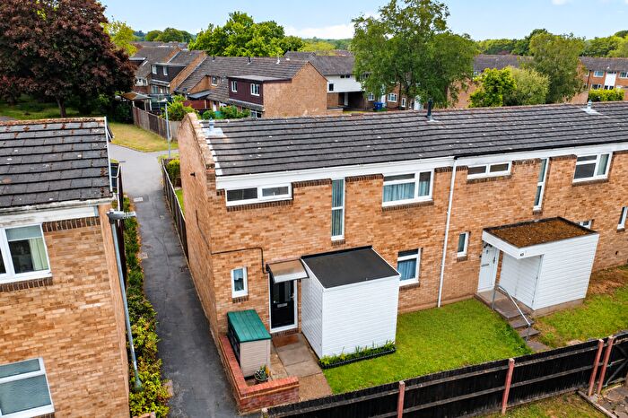 3 Bedroom Terraced House For Sale In Wheatley, Bracknell, RG12