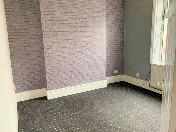 2 Bedroom Terraced House To Rent In Branch Road, Burnley BB11