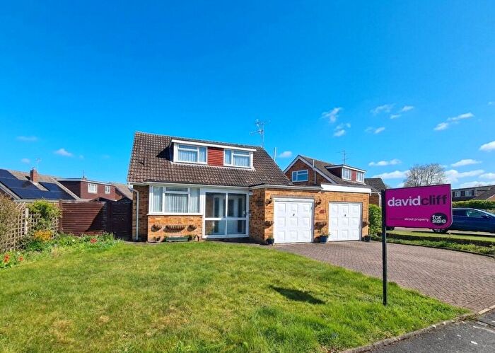 3 Bedroom Detached House For Sale In Scots Drive, Wokingham, Berkshire, RG41