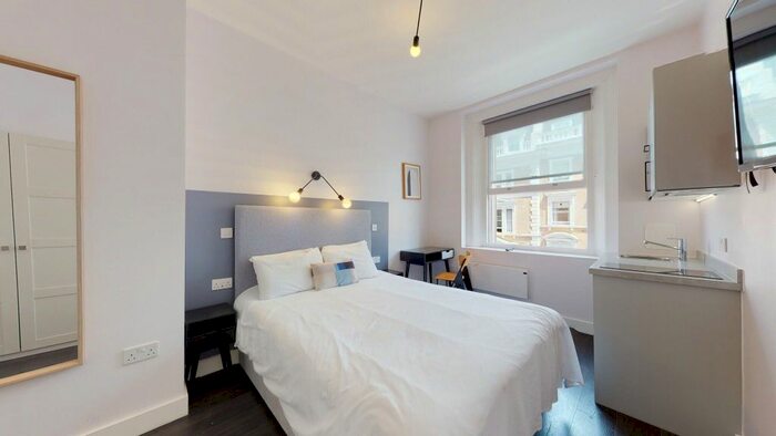 Studio To Rent In Clanricarde Gardens, London, W2