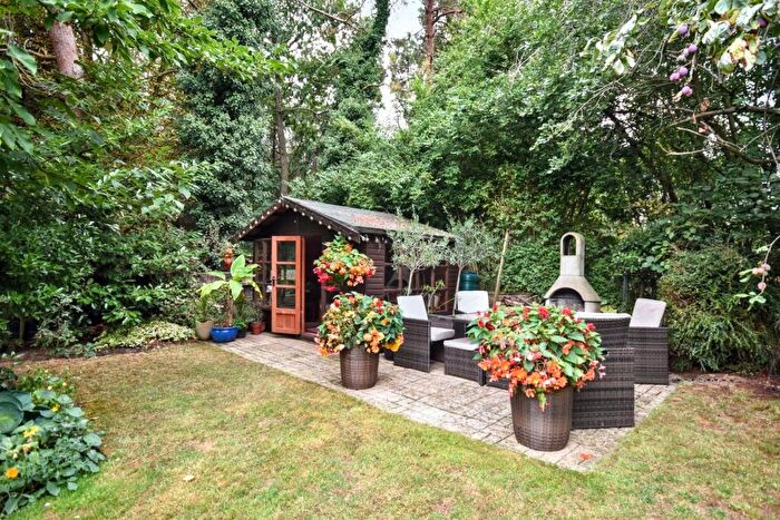 4 Bedroom Detached House For Sale In Park View, Moulton, Northampton, NN3