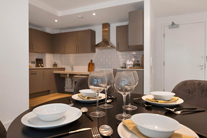 2 Bedroom Apartment To Rent In Millwrights Place, Bristol Bristol, BS1