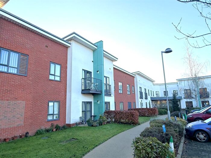 2 Bedroom Apartment For Sale In All Saints Road, Burton-On-Trent, DE14