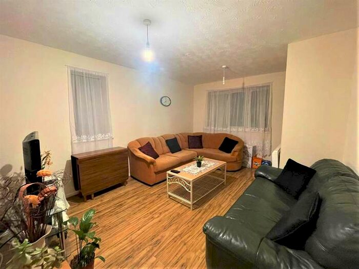 1 Bedroom Flat To Rent In Hutton Court, Tramway Avenue, London, N9