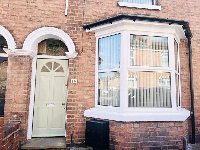 4 Bedroom Terraced House To Rent In Beaconsfield Street, Leamington Spa, CV31