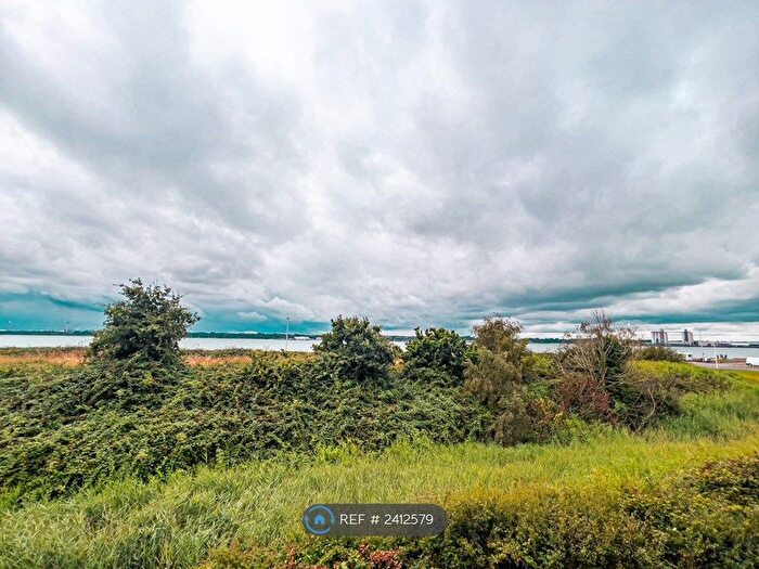 2 Bedroom Flat To Rent In Abbeywater Court, Southampton, SO19