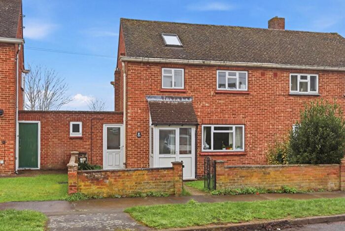 3 Bedroom Semi Detached House For Sale In Queens Road, Braintree, CM7