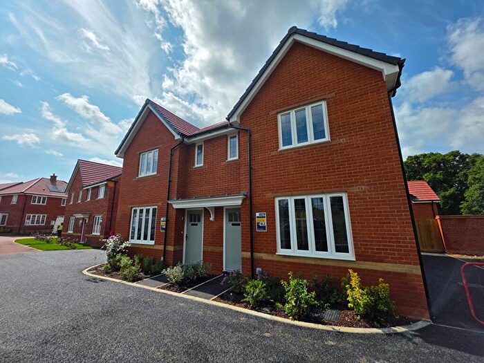 3 Bedroom Semi-Detached House To Rent In Wheatsheaf Road, Wimborne, BH21