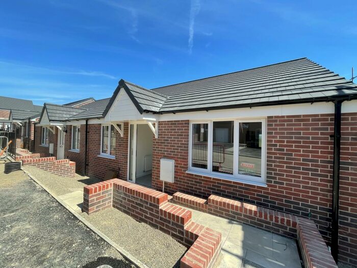 2 Bedroom House To Rent In Haverfordwest, SA61