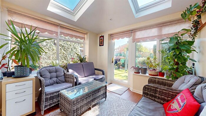 3 Bedroom Semi-detached House For Sale In Cleeve Crescent, Bletchley, Milton Keynes, MK3