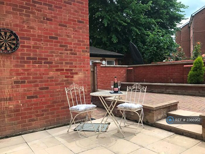 2 Bedroom Flat To Rent In Derngate, Northampton, NN1