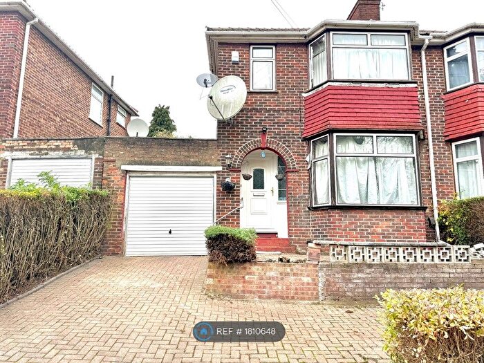 3 Bedroom Semi-Detached House To Rent In Springfield Gardens, London, NW9