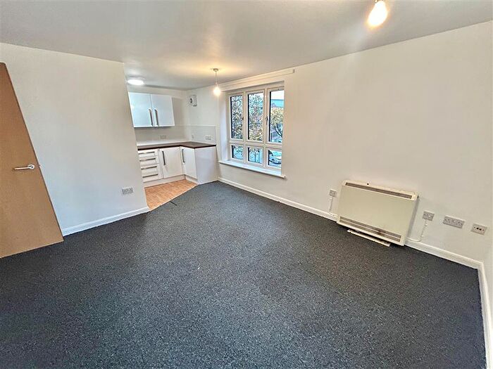 1 Bedroom Apartment To Rent In Chardlace Walk, Nottingham, NG1