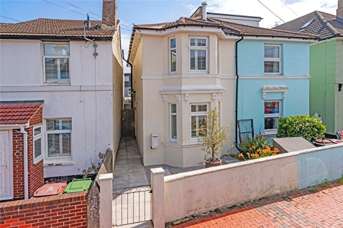 3 Bedroom Semi Detached House For Sale In Avon Street, Tunbridge Wells, TN1