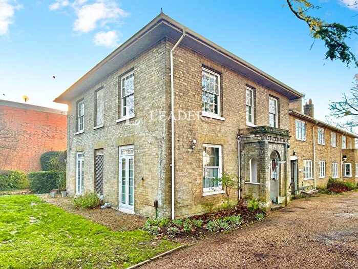 2 Bedroom Flat To Rent In Anglesea Road, Southampton, Hampshire, SO15