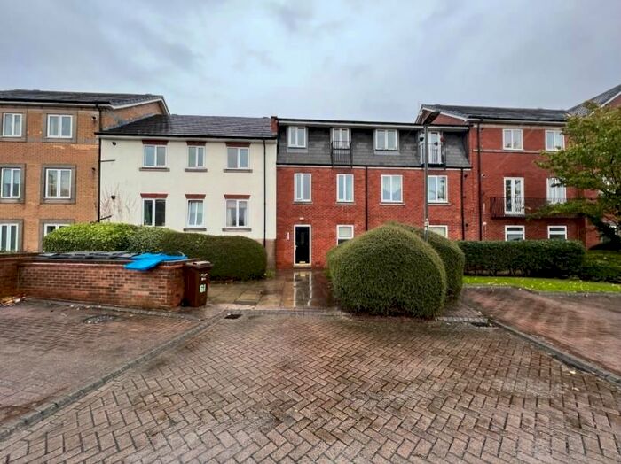 2 Bedroom Flat To Rent In Ha'penny Bridge Way, Victoria Dock, HU9