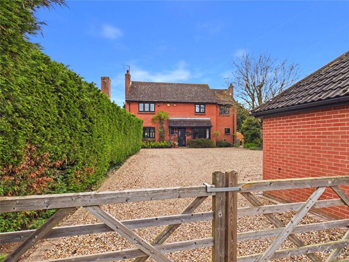 4 Bedroom Detached House For Sale In Old Road, Coggeshall, CO6