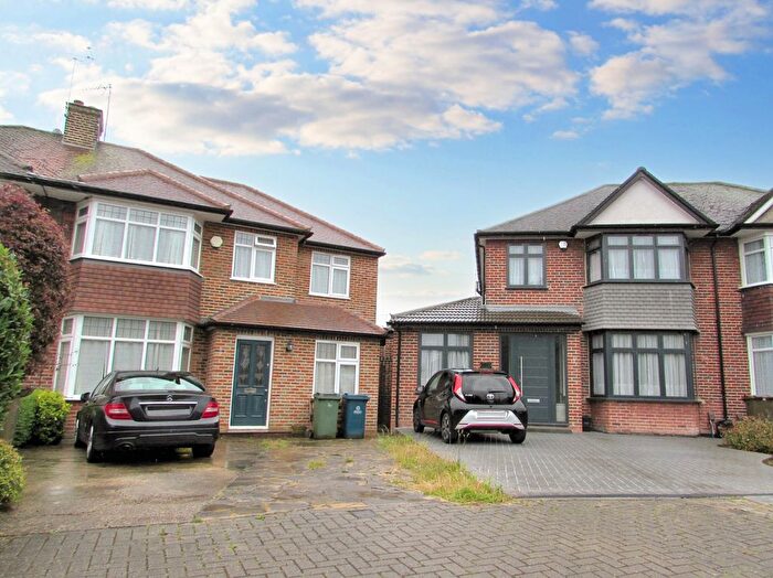 1 Bedroom Flat To Rent In St. Andrews Close, Stanmore, Middlesex, HA7