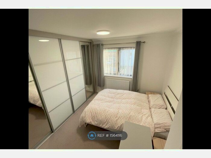 3 Bedroom Semi-Detached House To Rent In St Gellert Gardens, Loanhead, EH20