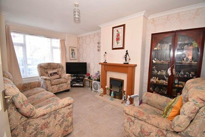 2 Bedroom Semi-Detached Bungalow For Sale In Woolsery Grove, Whipton, Exeter, EX4