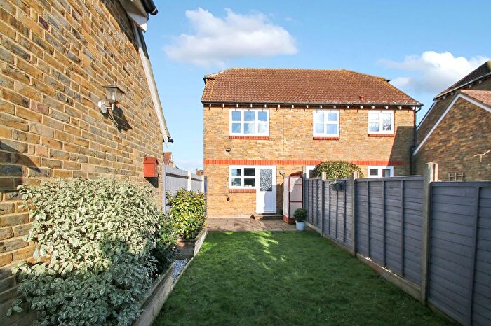 2 Bedroom Semi-Detached House For Sale In William Judge Close, Tenterden, TN30