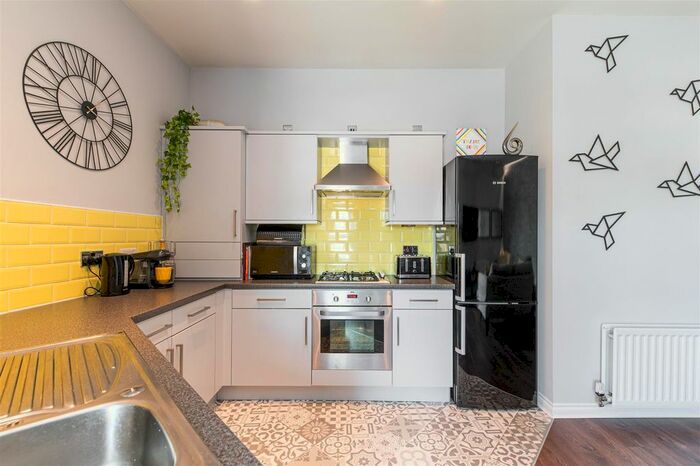 2 Bedroom Flat To Rent In Derwent House, Alnmouth Court, North Fenham, Newcastle Upon Tyne, NE5