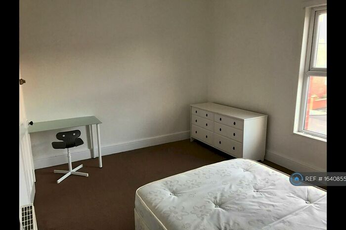 3 Bedroom Terraced House To Rent In Gerald Road, Salford, M6