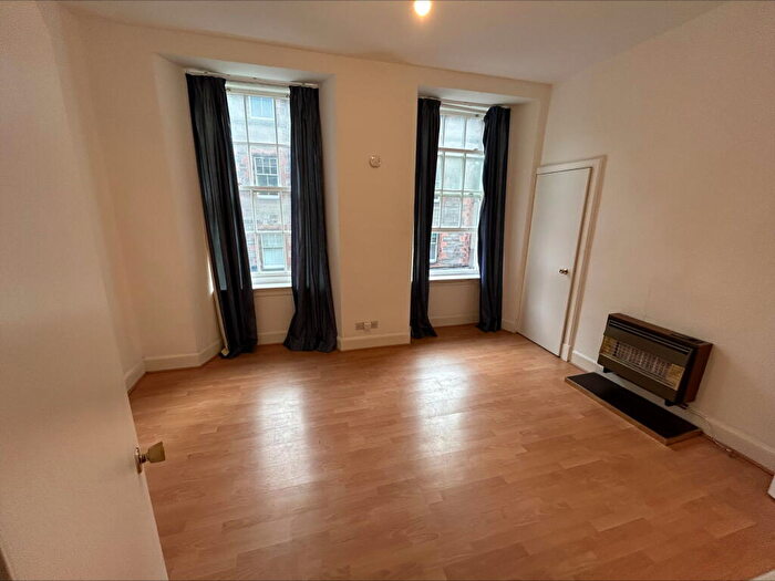 1 Bedroom Apartment To Rent In Ft, Dunbars Close, Canongate, Edinburgh, EH8